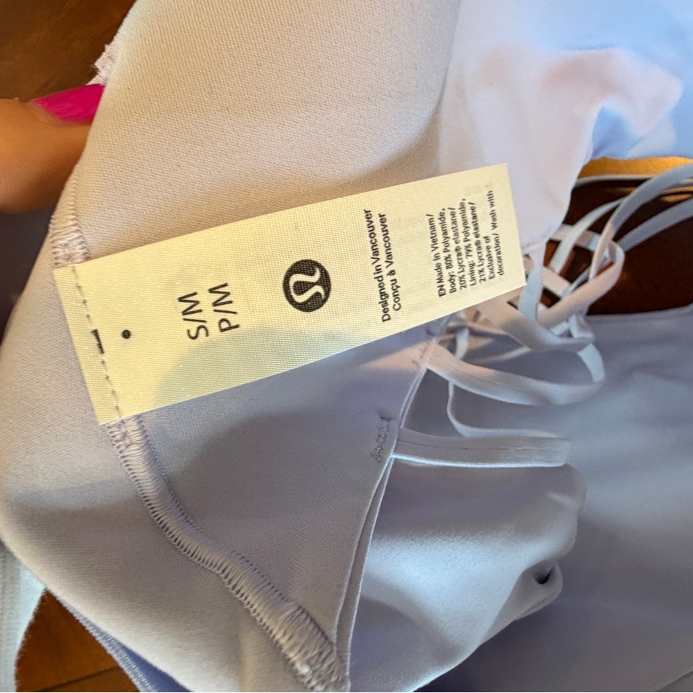Lululemon FlexyFlex Strappy Yoga Bra Light Support D-DDD NWT Serene Blue S/M - Picture 9 of 9